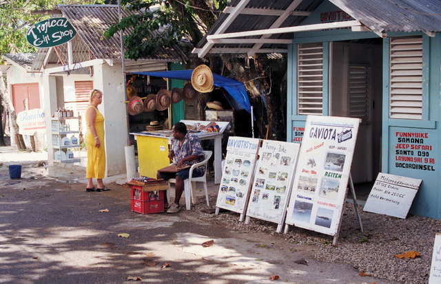 2001 02 Dominikanische Republik 111