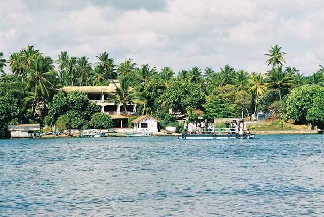 2002 15 Sri Lanka 020