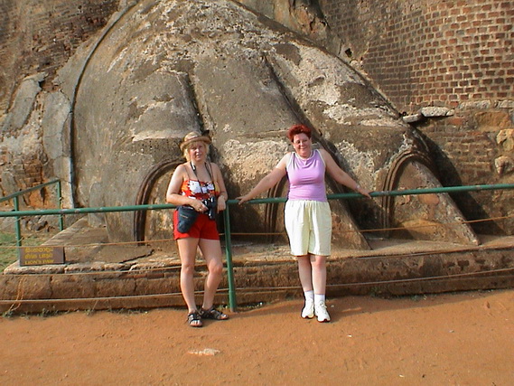 2002 15 Sri Lanka 233