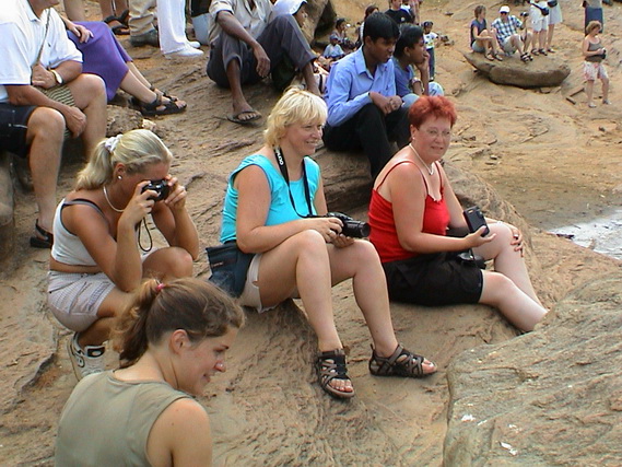 2002 15 Sri Lanka 302