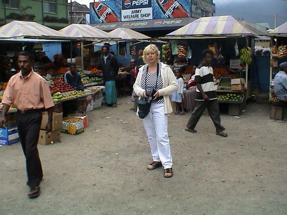 2002 15 Sri Lanka 352