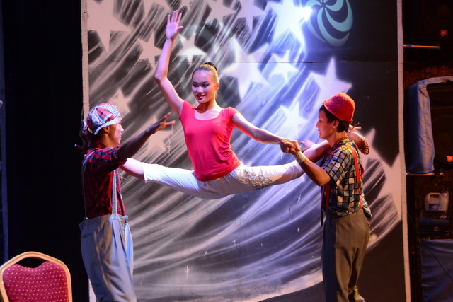 2014 06 25 ArtSide 250