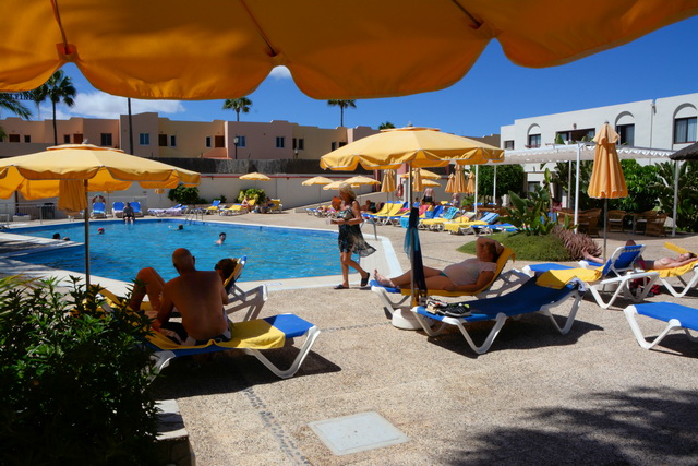 2014 09 30 Atlantis 330