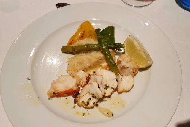 2022 10 05 Mein Schiff 2 Essen 001