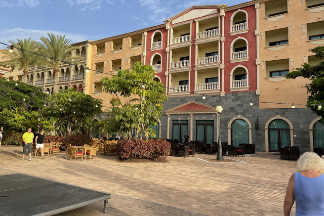 2020 10 06 Hotel Maximilian Meran 011