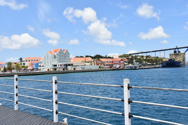 2025 04 01   Curacao   Willemstaa 024