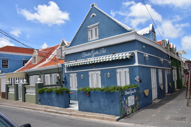 2025 04 01   Curacao   Willemstaa 042