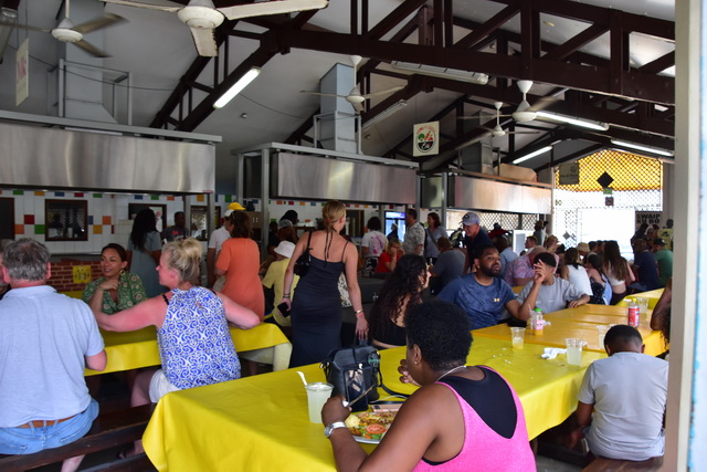 2025 04 01   Curacao   Willemstaa 048