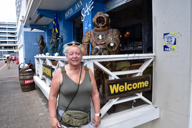 2025 04 01   Curacao   Willemstaa 054