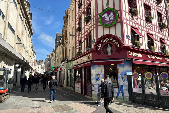 2025 04 22   Frankreich   Cherbourg 030