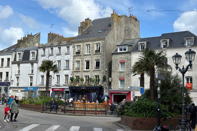 2025 04 22   Frankreich   Cherbourg 032